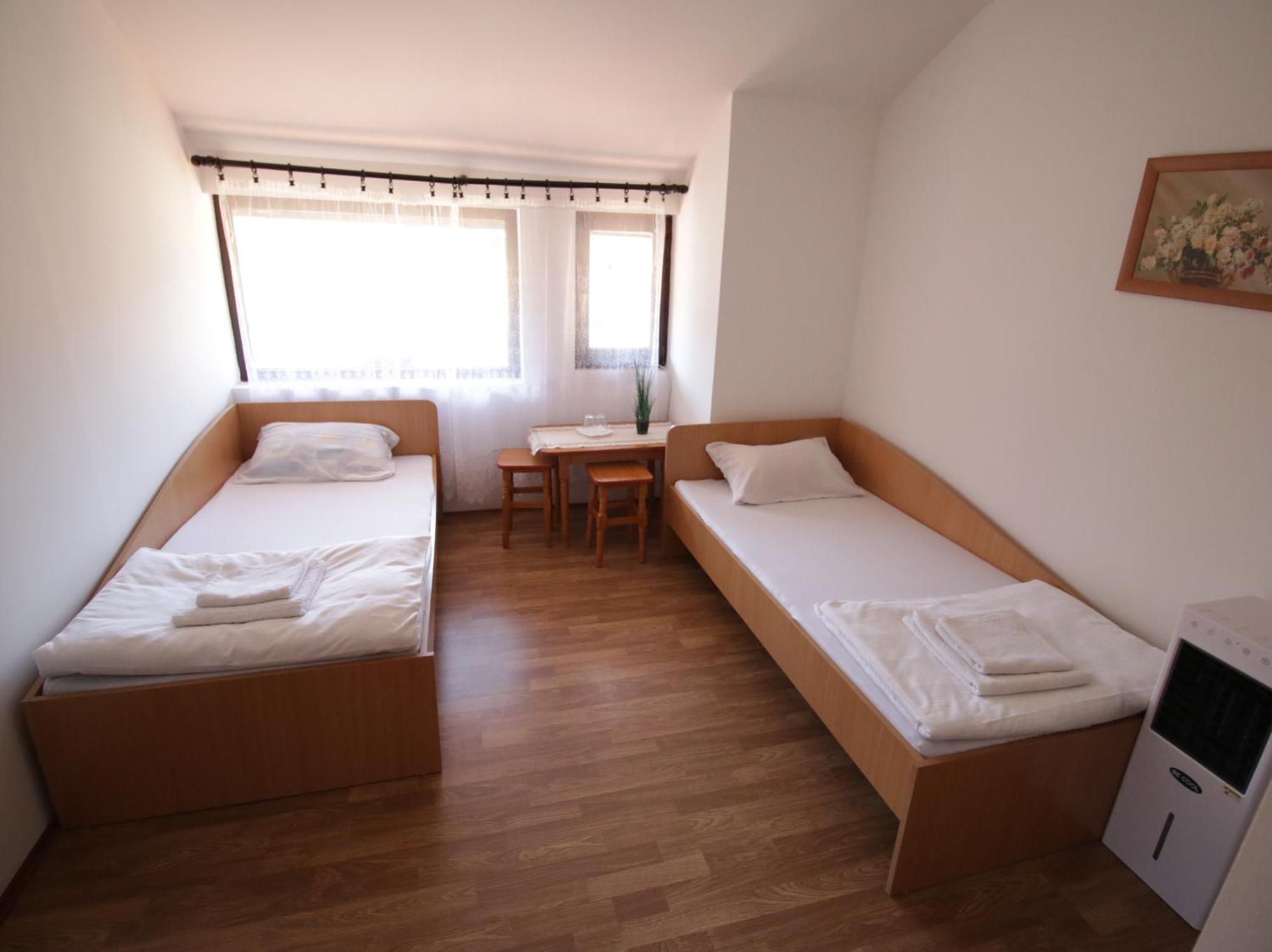 Rooms Jankovic 下米拉诺瓦茨 外观 照片